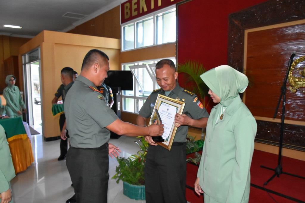 Danrem 073/Makutarama Pimpin Pelepasan Kasrem